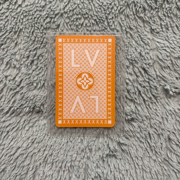 LV Card - Picture 2 of 4